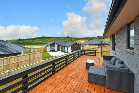 Photo of property in 40 Peacock Place, Pokeno, 2402