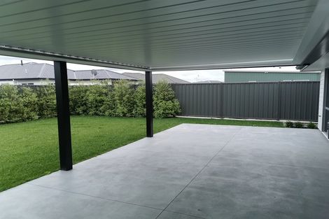 Photo of property in 7 Ruahine Road, Poraiti, Napier, 4112