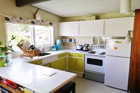 Photo of property in 1 Paramu Avenue, Birkdale, Auckland, 0626