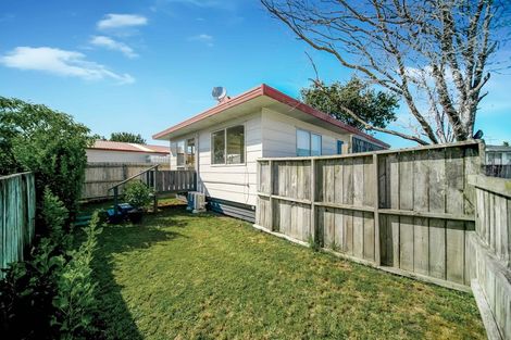 Photo of property in 1/62 Walworth Avenue, Pakuranga Heights, Auckland, 2010