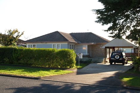 Photo of property in 2/34 Royton Avenue, Mangere East, Auckland, 2024