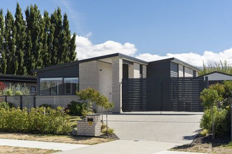 Photo of property in 17 Guano Crescent, Cromwell, 9310