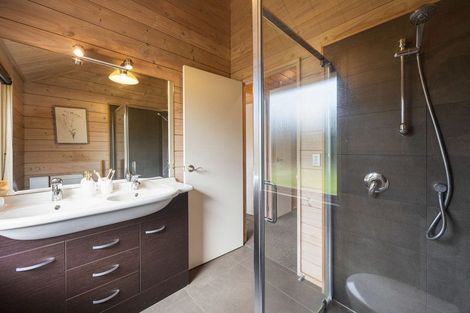 Photo of property in 1829i Cambridge Road, Karapiro, Tirau, 3484