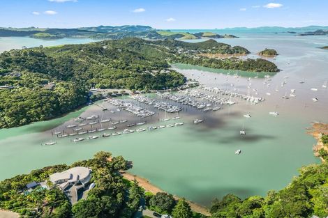Photo of property in 91 Doves Bay Road, Kerikeri, 0294