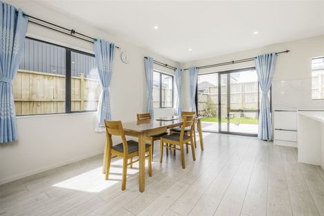 Photo of property in 10 Matahae Drive, Flat Bush, Auckland, 2019