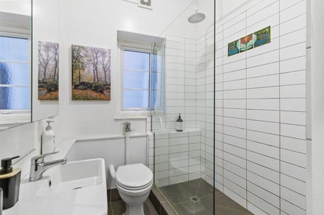 Photo of property in 193u1 The Terrace, Wellington Central, Wellington, 6011