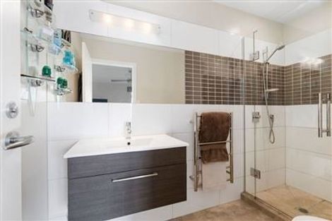 Photo of property in 140 Gills Road, Albany Heights, Auckland, 0632