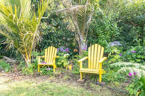 Photo of property in 121 Waireka Place, Whangamata, 3620