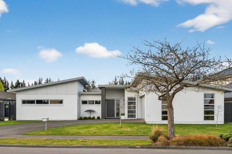 Photo of property in 35 Birkdale Drive, Shirley, Christchurch, 8061
