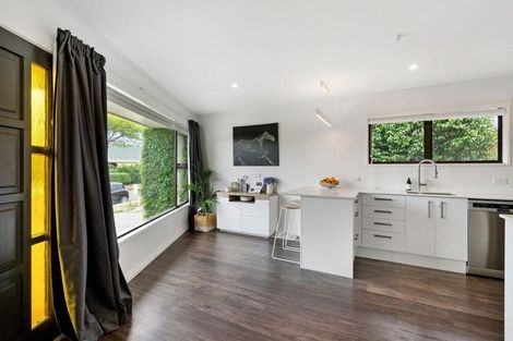 Photo of property in 7 Ringwood Place, Avonhead, Christchurch, 8042