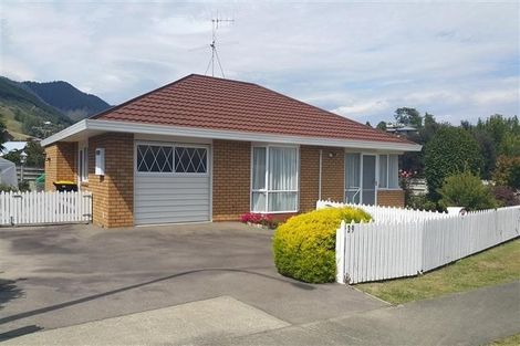Photo of property in 39 Rochfort Drive, Richmond, 7020