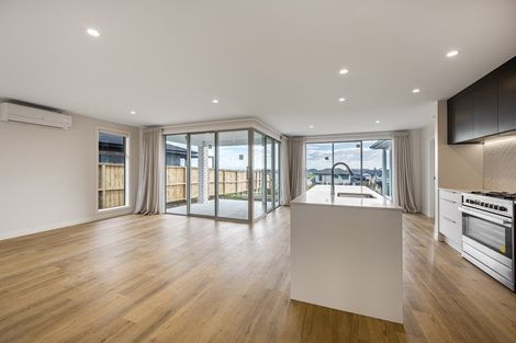 Photo of property in 61 Mclarin Road, Glenbrook, Waiuku, 2681