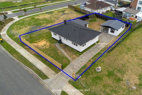 Photo of property in 15 Mayflower Close, Mangere East, Auckland, 2024