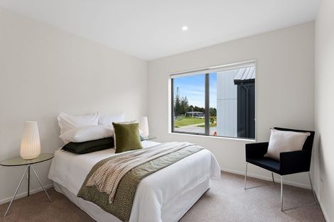 Photo of property in 9 Chartreuse Road, Rosehill, 2113