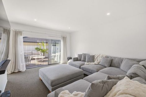 Photo of property in 12 Mida Close, Papamoa Beach, Papamoa, 3118