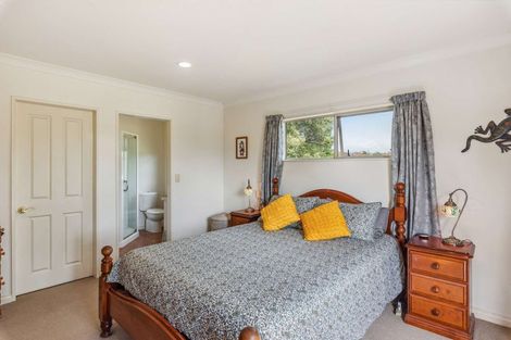 Photo of property in 68b Papaitonga Lake Road, Ohau, Levin, 5570