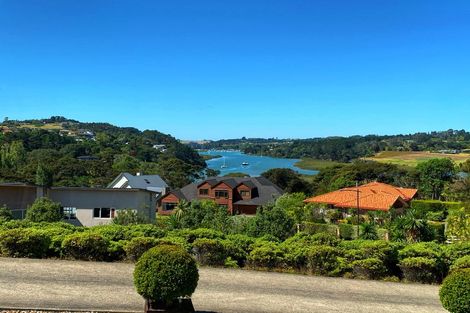 Photo of property in 15 Matheson Road, Red Beach, 0932