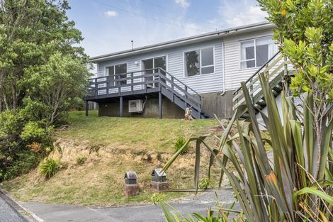Photo of property in 2/236 Helston Road, Paparangi, Wellington, 6037