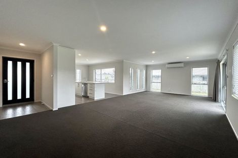 Photo of property in 17 Materawaho Way, Pyes Pa, Tauranga, 3112