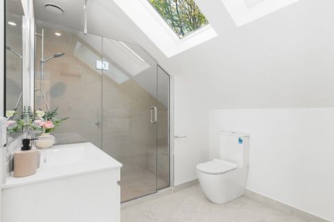 Photo of property in 10/130 Holly Road, St Albans, Christchurch, 8014
