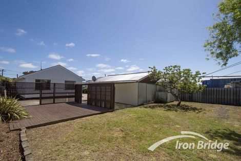 Photo of property in 21 Griffiths Avenue, Linwood, Christchurch, 8062
