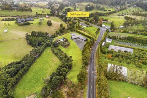 Photo of property in 104 Foster Road, Kumeu, 0891