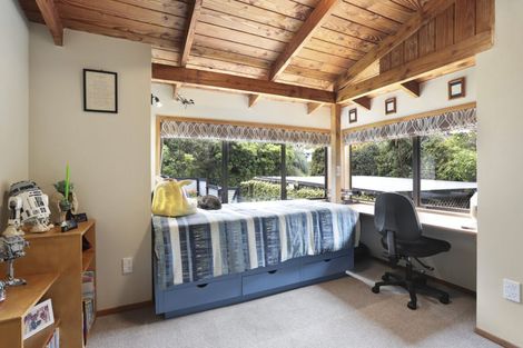 Photo of property in 40 Huia Road, Titirangi, Auckland, 0604