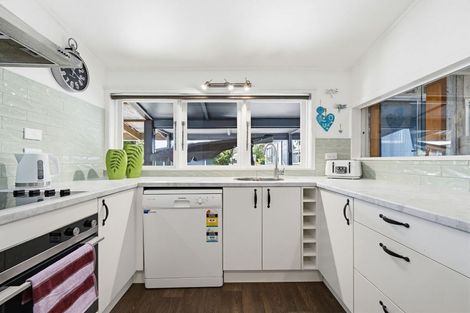 Photo of property in 74a Beach Road, Katikati, 3129