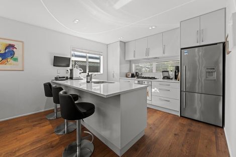 Photo of property in 35b Holly Road, St Albans, Christchurch, 8014