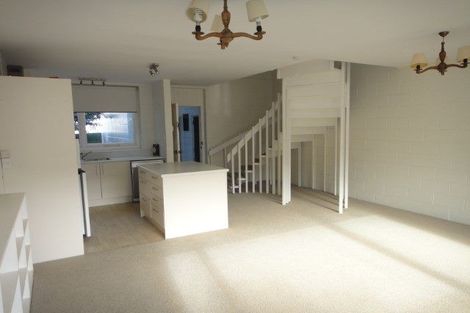 Photo of property in 2/99 Aikmans Road, Merivale, Christchurch, 8014