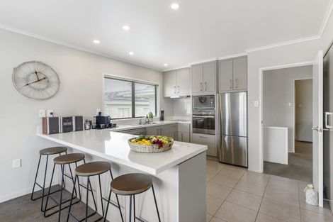 Photo of property in 15 Quebec Road, Milford, Auckland, 0620