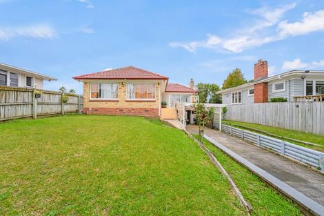 Photo of property in 61 Halver Road, Hillpark, Auckland, 2102