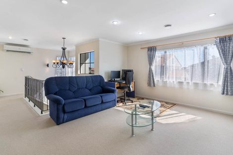 Photo of property in 16 Janway Avenue, Flat Bush, Auckland, 2016
