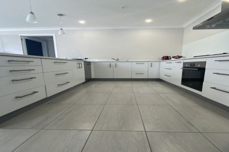 Photo of property in 59 Queen Charlotte Drive, Aotea, Porirua, 5024