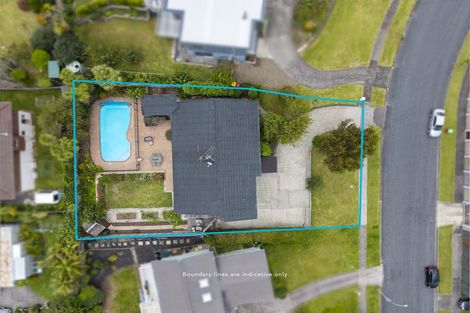 Photo of property in 11 Cheriton Road, Mellons Bay, Auckland, 2014
