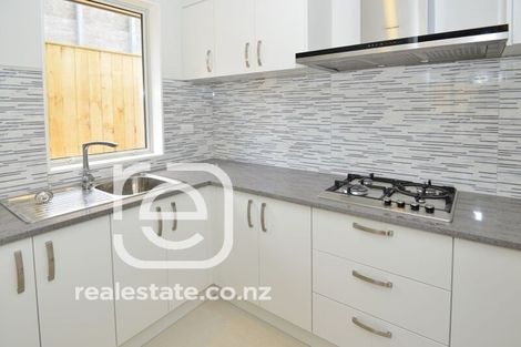 Photo of property in 68 Huntington Park Drive, Greenhithe, Auckland, 0632