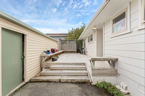 Photo of property in 41 Paterson Avenue West, Pukekohe, 2120