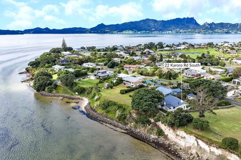 Photo of property in 22 Karoro Road, One Tree Point, 0118
