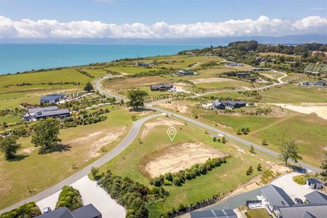 Photo of property in 17 Deck Road, Tasman, 7173