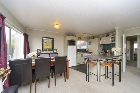 Photo of property in 35 Peter Hall Drive, Kelvin Grove, Palmerston North, 4414
