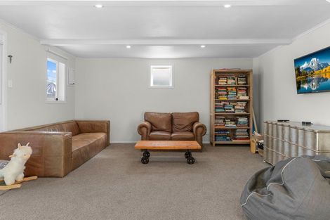Photo of property in 17 Olsen Avenue, Mangawhai Heads, Mangawhai, 0505