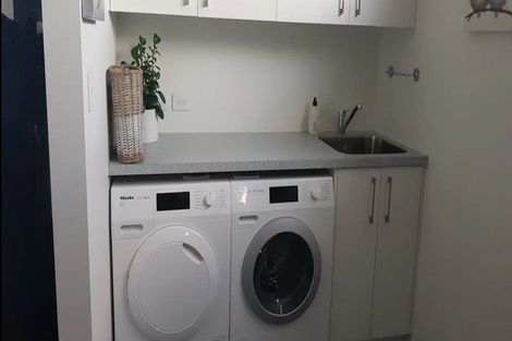 Photo of property in 144a Charles Street, Westshore, Napier, 4110