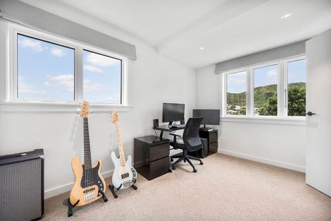 Photo of property in 15 Clyde Street, Island Bay, Wellington, 6023