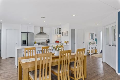 Photo of property in 39 Kotuku Drive, Paraparaumu Beach, Paraparaumu, 5032