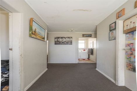 Photo of property in 16 Rotowaro Road, Huntly, 3700