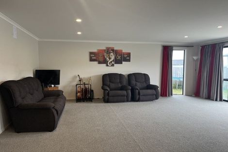Photo of property in 168 Navigation Drive, Whitby, Porirua, 5024