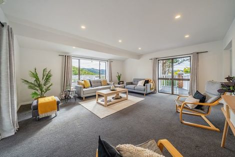 Photo of property in 296 Maungaraki Road, Maungaraki, Lower Hutt, 5010