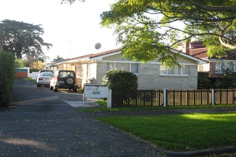 Photo of property in 3/3 Martin Road, Manurewa, Auckland, 2102