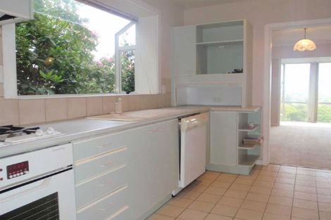 Photo of property in 15 Karitane Drive, Cashmere, Christchurch, 8022