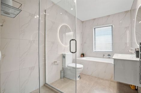 Photo of property in 13 Silver Beech Street, Takanini, 2110